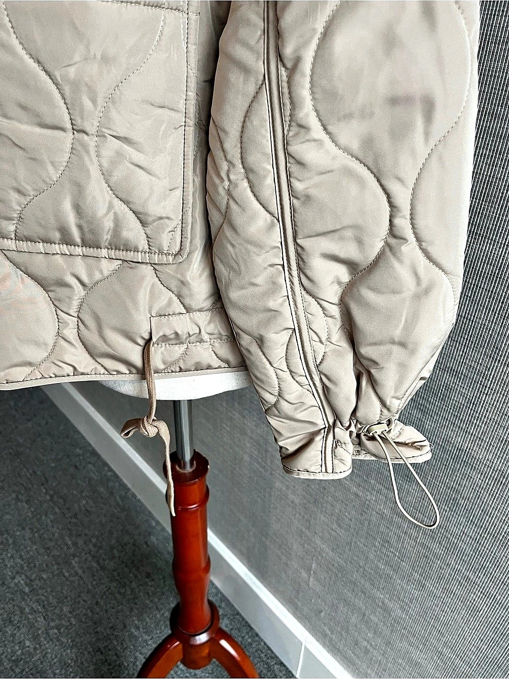 ModRef Beige Quilted Jacket Size Small - Picture 6 of 9